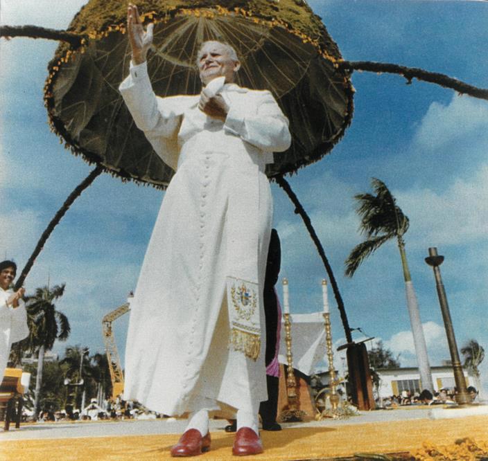 Karol Wojtyla | Runic - The shoes for the Pope John Paul II